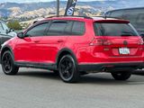 Used 2017 Volkswagen Golf Alltrack S image 6