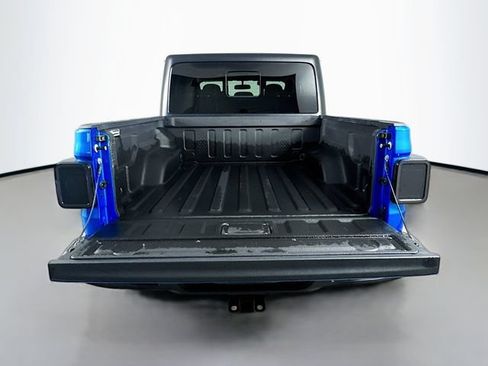 Used 2021 Jeep Gladiator Sport AWD/4WD image 27