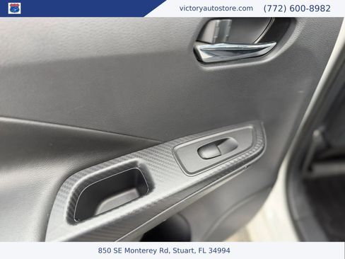Used 2020 Nissan Versa SV FWD image 35