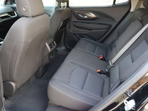 Used 2022 GMC Terrain SLE w/ Driver Convenience Package FWD image 5