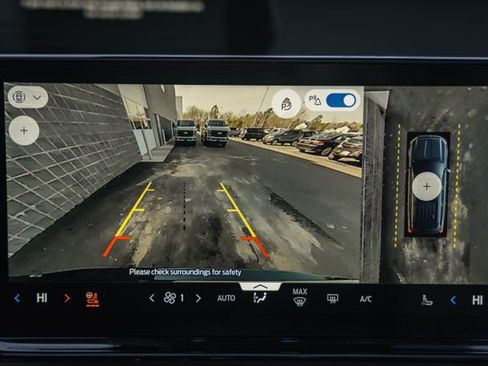 Used 2025 Ford Expedition Active image 55