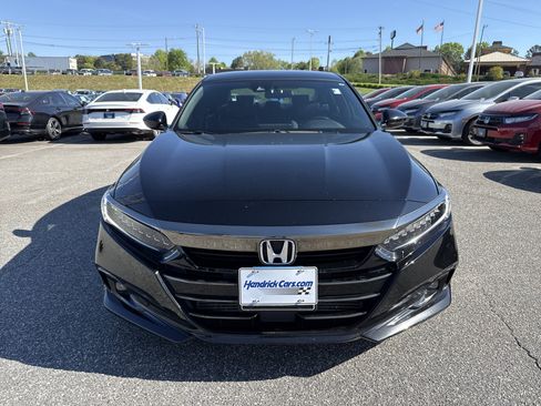 Certified 2022 Honda Accord Sport image 3