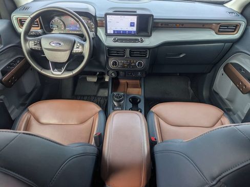 Used 2024 Ford Maverick Lariat w/ FX4 Off-Road Package AWD/4WD image 2