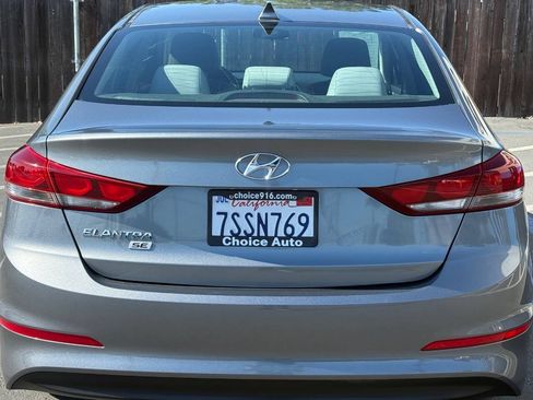 Used 2017 Hyundai Elantra SE FWD image 5