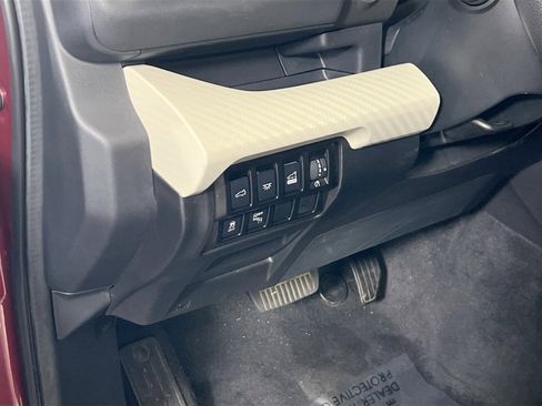 Used 2022 Subaru Ascent Premium w/ Convenience Package image 10