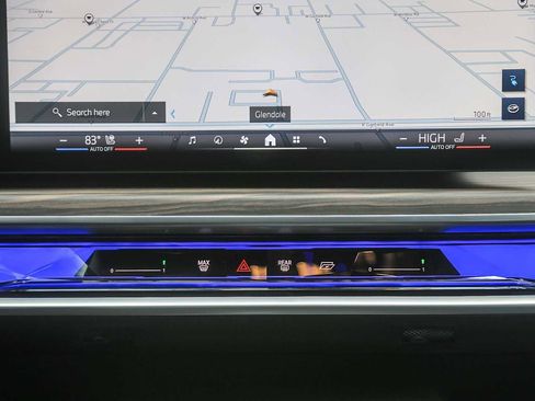 Used 2025 BMW i7 eDrive50 w/ M Sport Package image 10