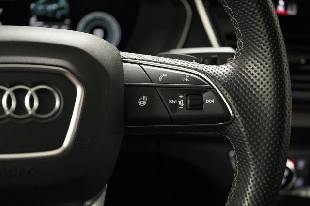 Used 2022 Audi SQ5 Prestige w/ Prestige Package AWD/4WD image 17