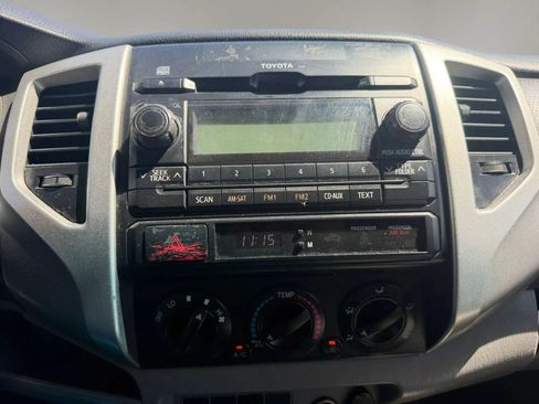 Used 2012 Toyota Tacoma 2WD Access Cab w/ SR5 Pkg image 21