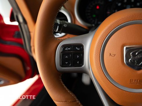 Used 2013 SRT Viper GTS w/ GTS Laguna Interior Pkg image 26