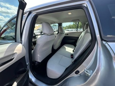 Used 2025 Toyota Corolla Cross L FWD image 18