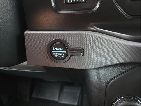 Used 2023 Ford Bronco Black Diamond AWD/4WD image 20