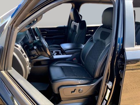 Used 2020 RAM 1500 Big Horn w/ Built-to-serve Edition AWD/4WD image 8