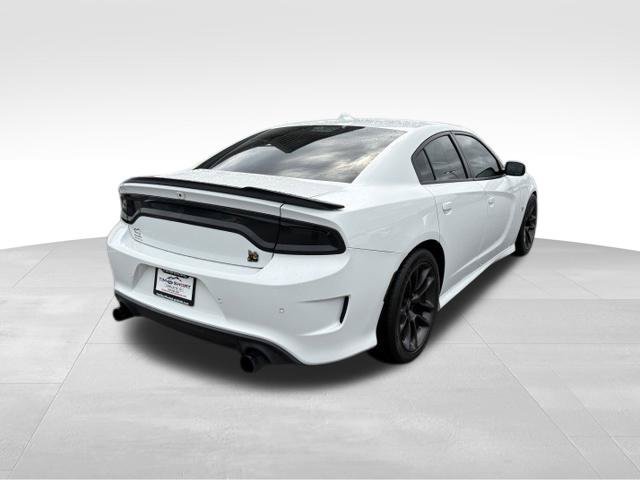 Used 2022 Dodge Charger Scat Pack w/ Plus Group RWD image 2