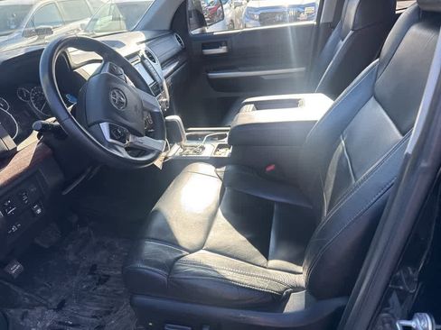 Used 2015 Toyota Tundra Limited w/ Limited Premium Package image 12