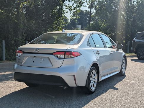 Certified 2026 Toyota Corolla LE FWD image 3