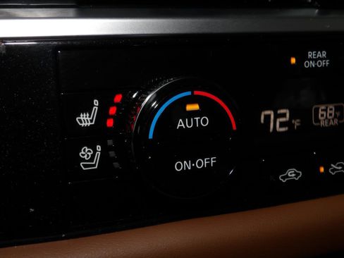 Certified 2025 Nissan Pathfinder Platinum w/ Cargo Package image 35