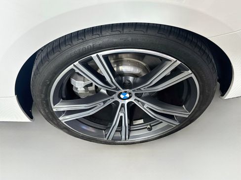 Used 2024 BMW 430i Coupe w/ Convenience Package RWD image 11