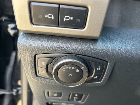 Used 2022 Ford F350 Lariat w/ Lariat Ultimate Package image 28