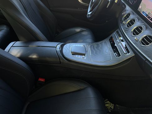 Used 2021 Mercedes-Benz E 350 4MATIC Sedan w/ Premium Package image 24