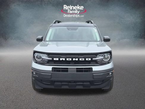 Used 2023 Ford Bronco Sport Outer Banks w/ Tech Package AWD/4WD image 2