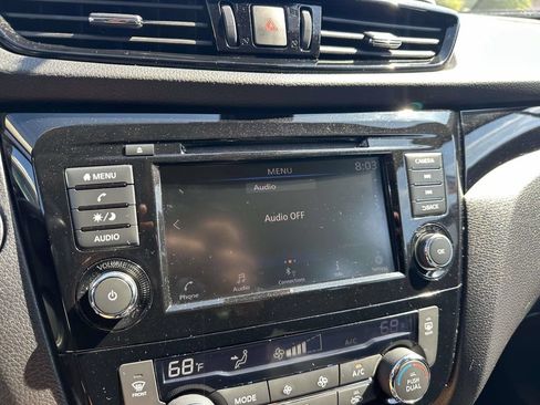 Certified 2022 Nissan Rogue Sport SV AWD/4WD image 26
