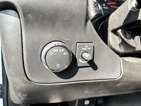 New 2026 GMC Savana 3500 w/ Driver Convenience Package RWD image 18