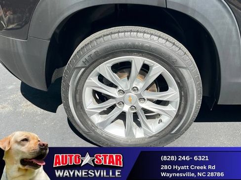 Used 2022 Chevrolet TrailBlazer LS AWD/4WD image 32