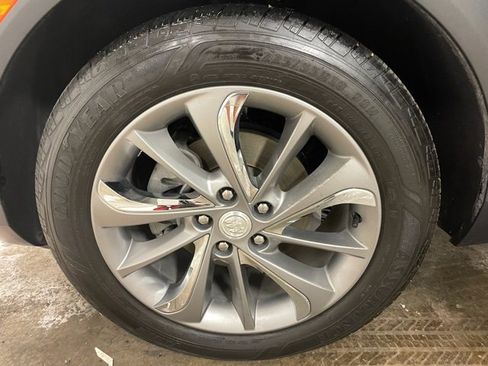 Used 2023 Buick Encore GX Essence w/ Experience Buick Package image 28