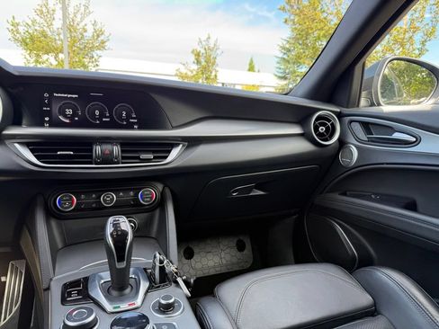 Used 2020 Alfa Romeo Stelvio Ti Sport w/ Quick Order Package 22S Sport AWD/4WD image 25