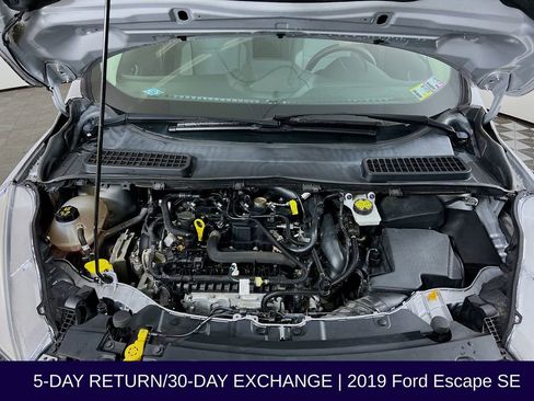 Certified 2019 Ford Escape SE image 34