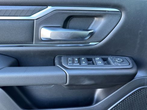 New 2026 RAM 1500 4x4 Crew Cab image 10