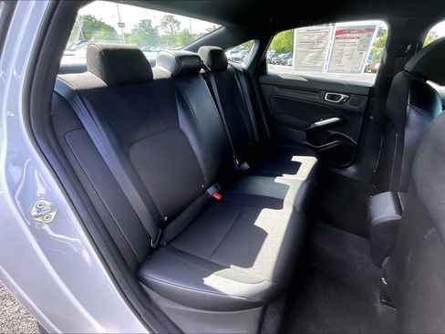 Used 2023 Honda Civic Sport image 25