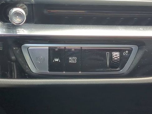 Used 2024 Cadillac Lyriq Sport RWD image 28
