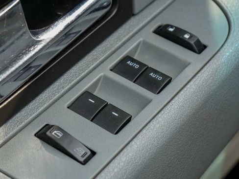 Used 2013 Ford F150 XLT w/ Luxury Equipment Group image 31