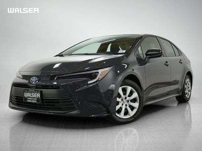 Used 2025 Toyota Corolla LE