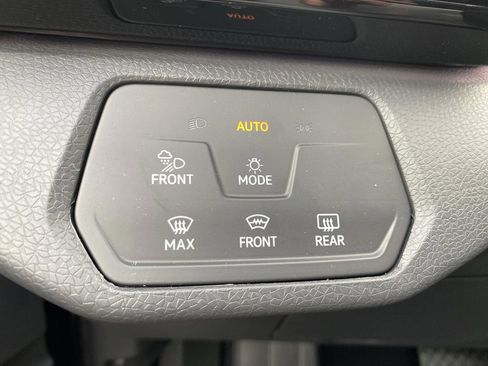 New 2025 Volkswagen ID.4 Pro S image 25