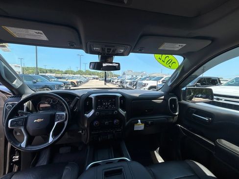 Used 2022 Chevrolet Silverado 1500 LTZ w/ Safety Package II AWD/4WD image 19