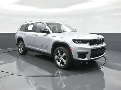 Used 2023 Jeep Grand Cherokee L Limited AWD/4WD image 1
