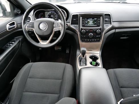 Used 2016 Jeep Grand Cherokee Laredo w/ Quick Order Package 23E image 14