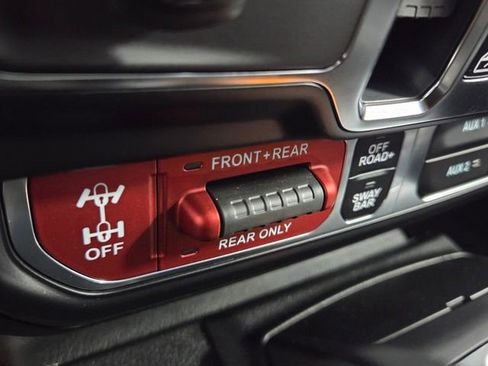 New 2026 Jeep Gladiator Rubicon AWD/4WD image 19