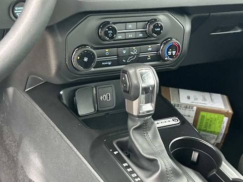 New 2026 Ford Bronco 2-Door AWD/4WD image 15