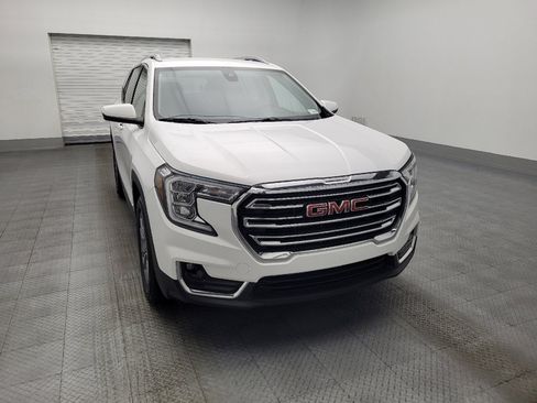 Used 2023 GMC Terrain SLT image 14