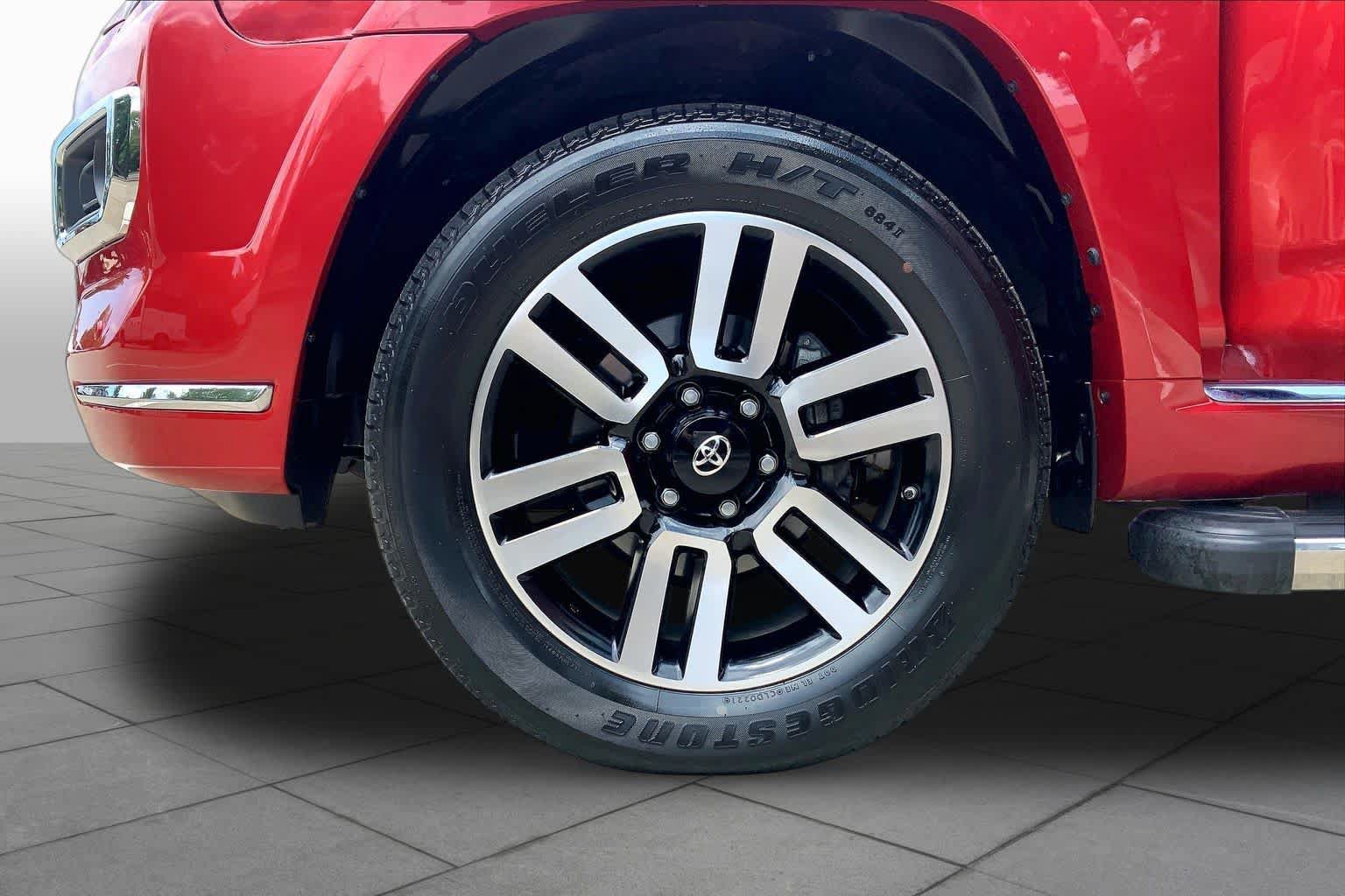 Used 2021 Toyota 4Runner Limited AWD/4WD image 11