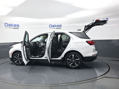 Used 2022 Chevrolet Equinox LT w/ LPO, Blackout Package FWD image 54