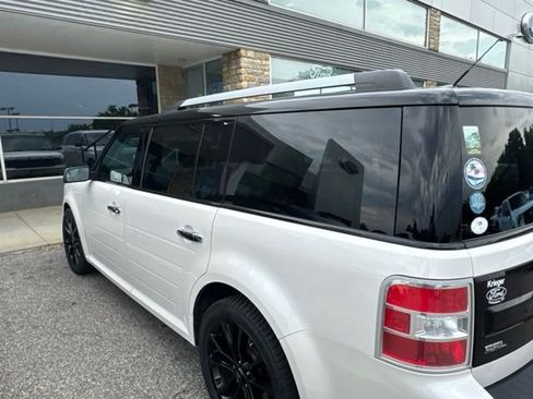 Used 2019 Ford Flex SEL w/ Equipment Group 202A AWD/4WD image 8