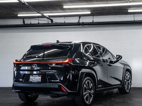 Used 2021 Lexus UX 250h w/ Accessory Package (Z2) AWD/4WD image 5