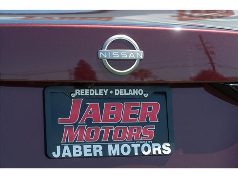 Used 2024 Nissan Sentra SV FWD image 28