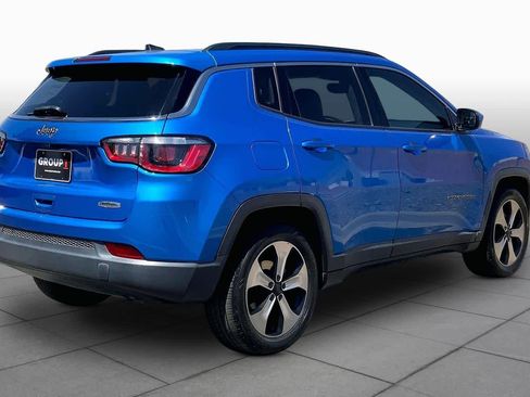 Used 2017 Jeep Compass Latitude w/ Popular Equipment Group image 12