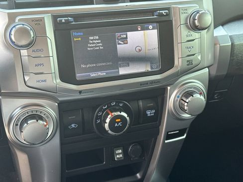 Used 2018 Toyota 4Runner SR5 Premium RWD image 27