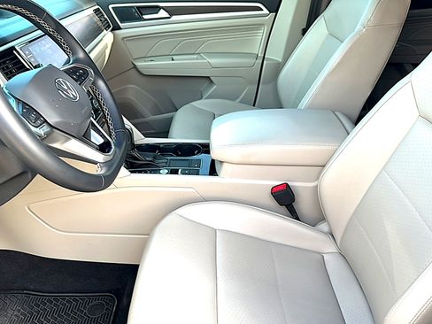 Used 2022 Volkswagen Atlas SE image 13